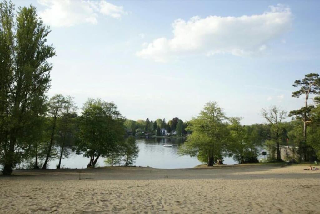 Dachwohnung Mit Wasserblick Und Eigenem Bootssteg Berlin Exterior photo